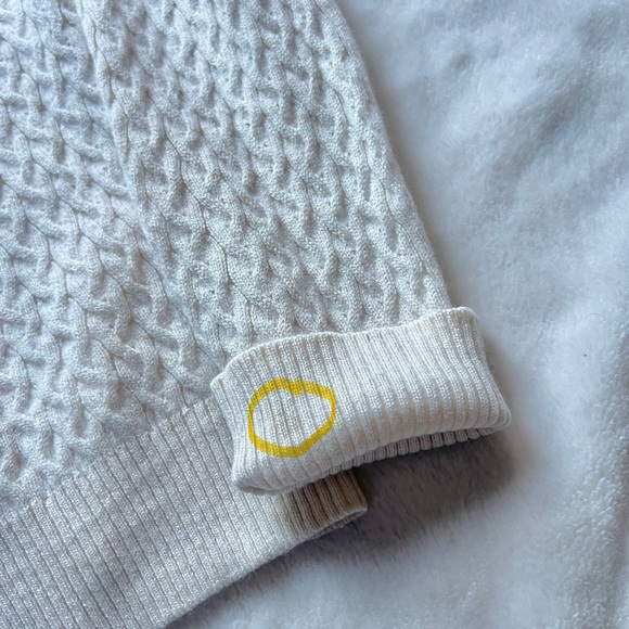 Kirkland Signature Cream Cashmere Turtleneck Sweater - Picture 3 of 4